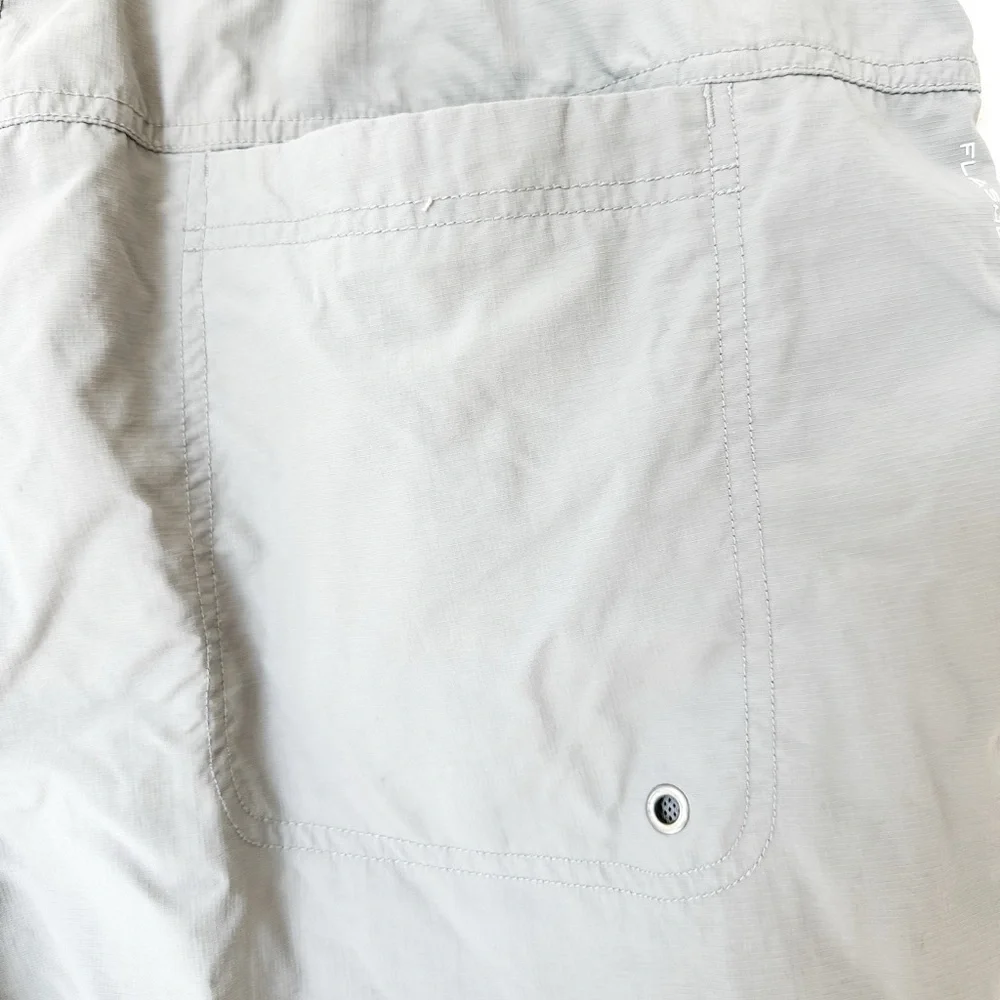 The North Face Men's Light Gray Shorts - Size XLarge
